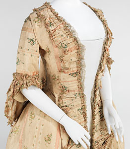 1765-70, Robe à la francaise, Metropolitan Museum, New York